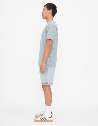 Heavyweight Regular Fit T Shirt in Blue Chalk Detail2