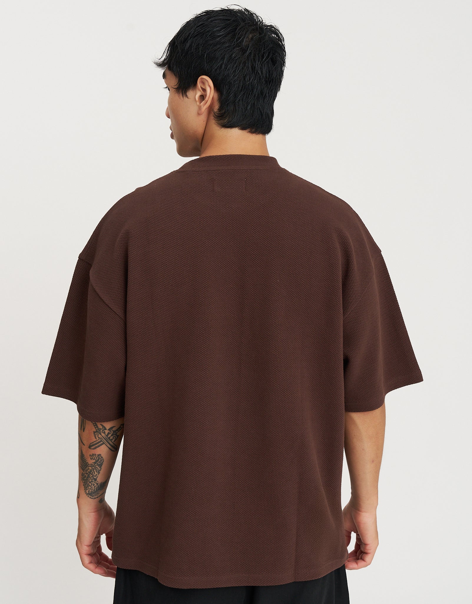Textured Ace Supply Box Fit T-Shirt in Bitter Brown | Hallensteins NZ