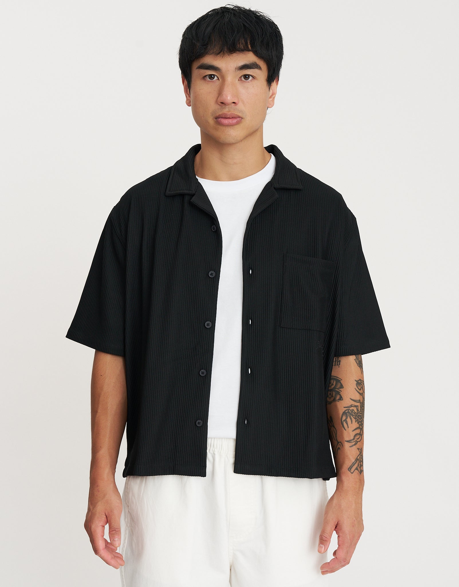 Tokyo Cropped Mechanic Zip Up Shirt in Off White | Hallensteins AU