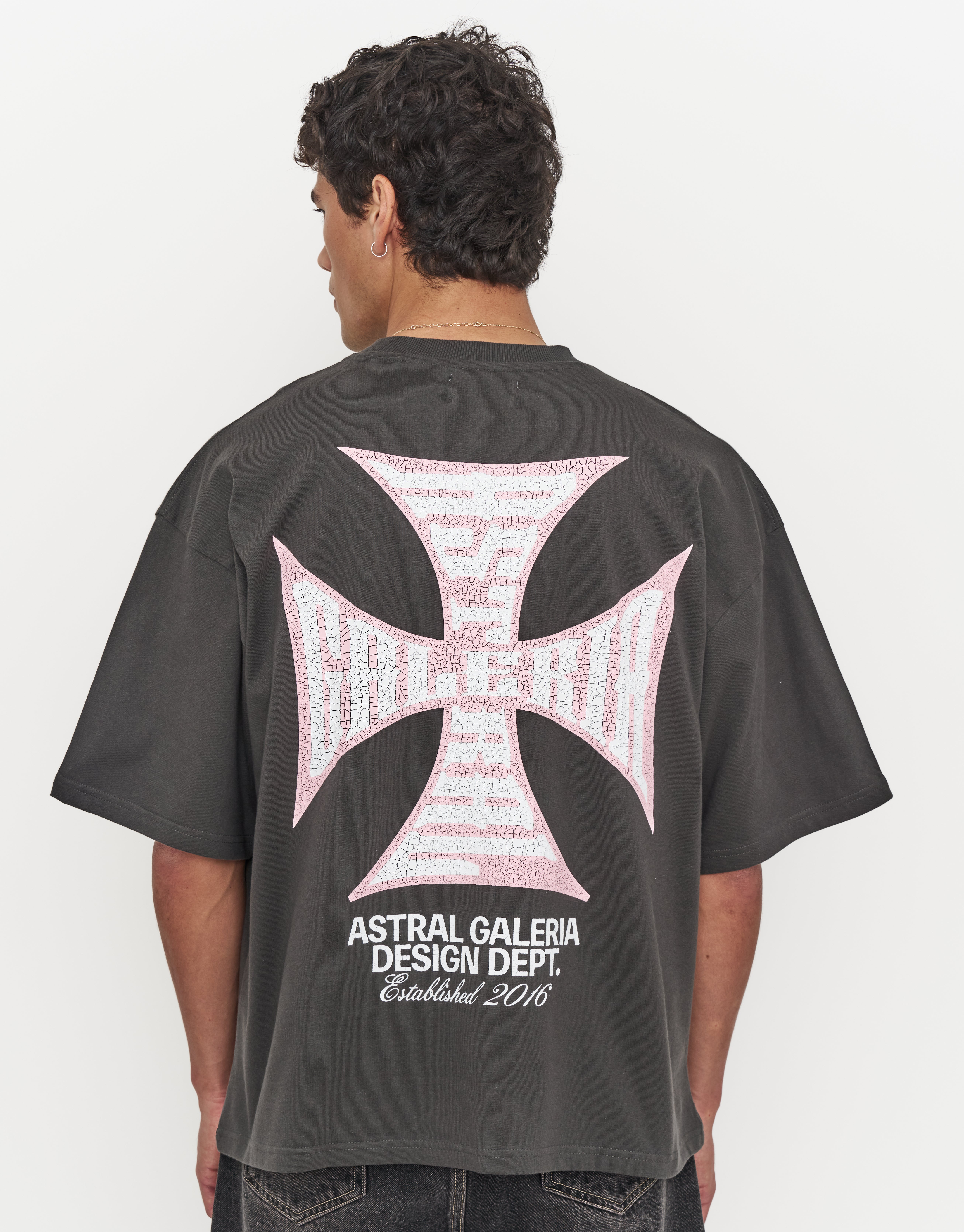 【ラスト】ASTRAL MAGAZINE TeeTee＆Por C版セット Astral Galeria Box Fit T Shirt in Pewter Grey | Hallensteins NZ