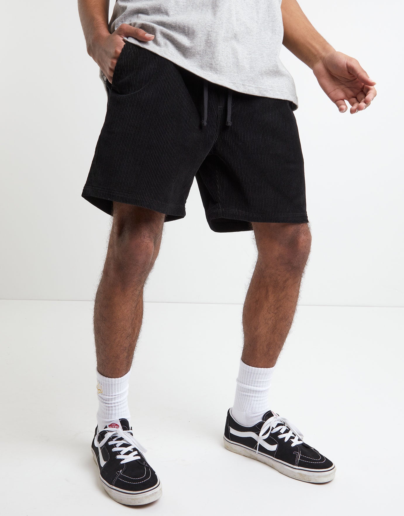 Elastic Waist Plain Cord Shorts in 
