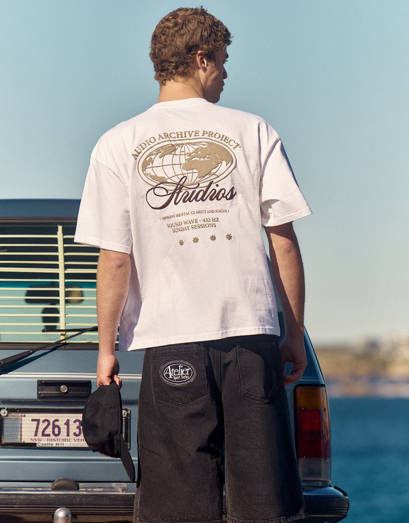 Audio Archive Box T Shirt in Blanc | Hallensteins AU