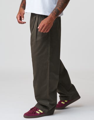 Baggy Double Pleated Pants in Khaki Detail2