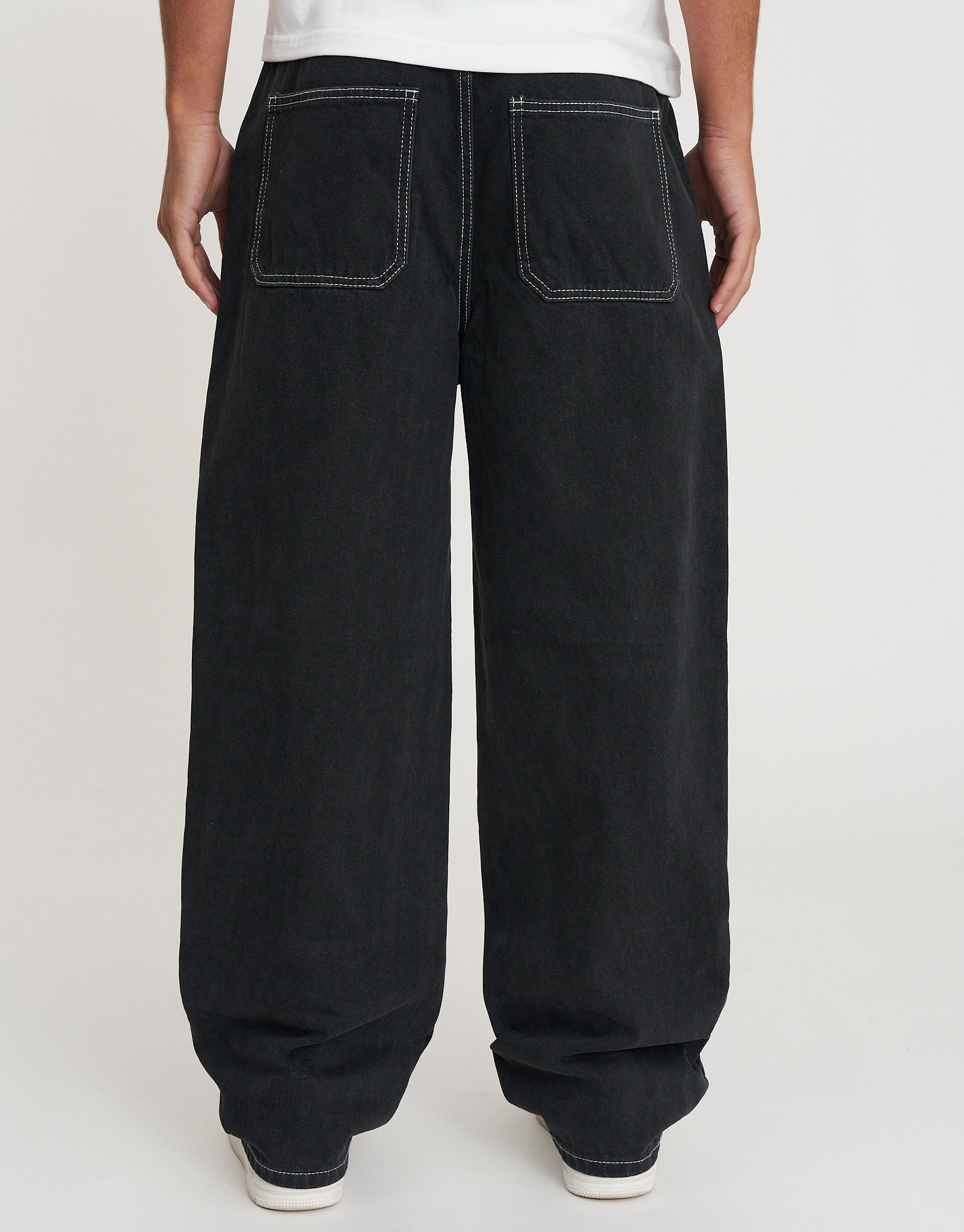 Baggy Fit Jeans in Black/white Stitch | Hallensteins NZ
