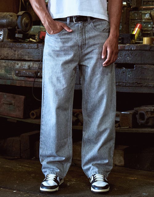 Baggy Fit Jeans