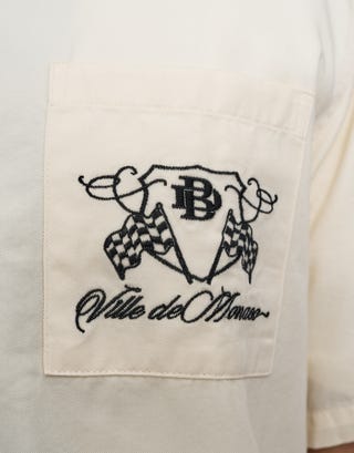 Bordeaux Resort Short Sleeve Shirt in Cloud Detail2