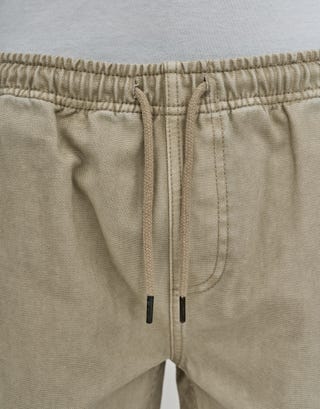 Canvas Carpenter Waist Shorts in Tan Detail