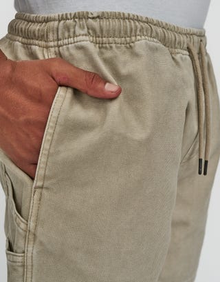 Canvas Carpenter Waist Shorts in Tan Detail2