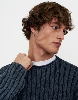 Ribbed Plain Crew Neck Jumper in Navy Detail2
