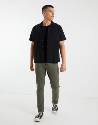 Crinkled Texture Short Sleeve Shirt in Black Full