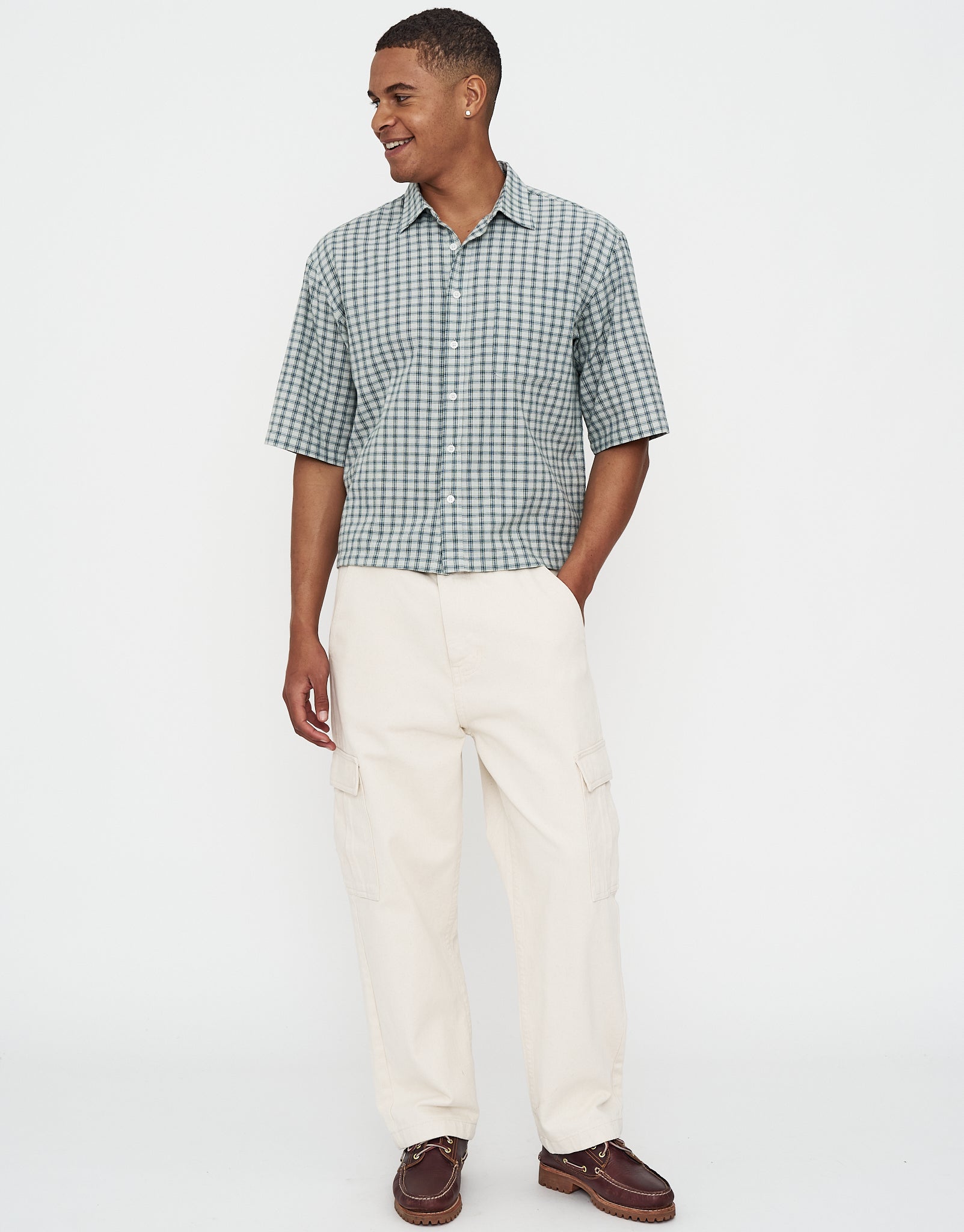 Cropped Check Short Sleeve Shirt in Light Green | Hallensteins NZ