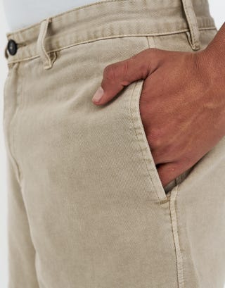 Short Chino Shorts in Sand Detail2