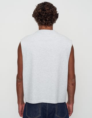 Cropped Muscle Singlet in Snow Marle Back