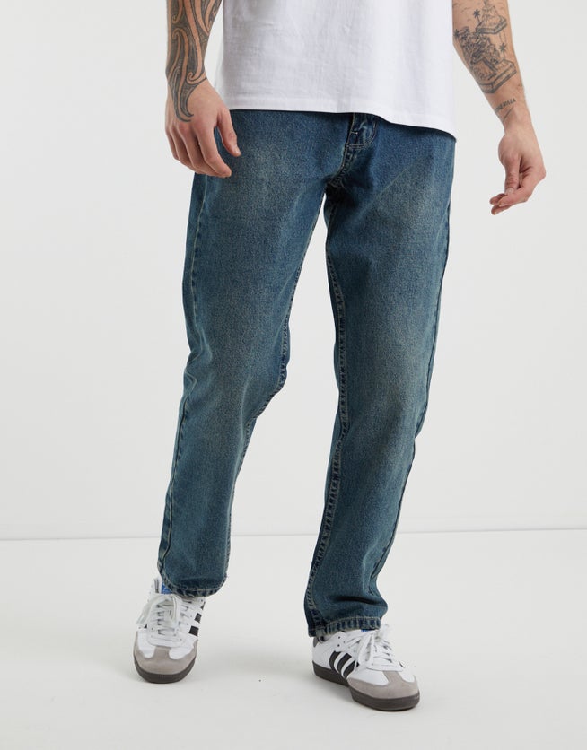 Dad Fit Relaxed Jeans in Melrose Blue | Hallensteins NZ