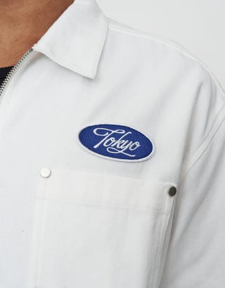 Tokyo Cropped Mechanic Zip Up Shirt in Off White Detail3