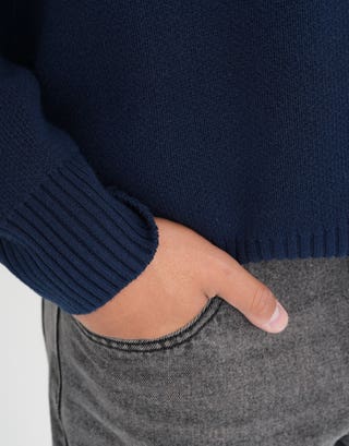 Americana Crew Neck Knit Jumper in Navy Detail3
