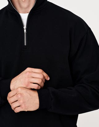 Essential Oversized Quarter Zip Sweat in Black Detail2
