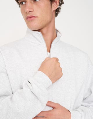 Essential Oversized Quarter Zip Sweat in Snow Marl Detail2