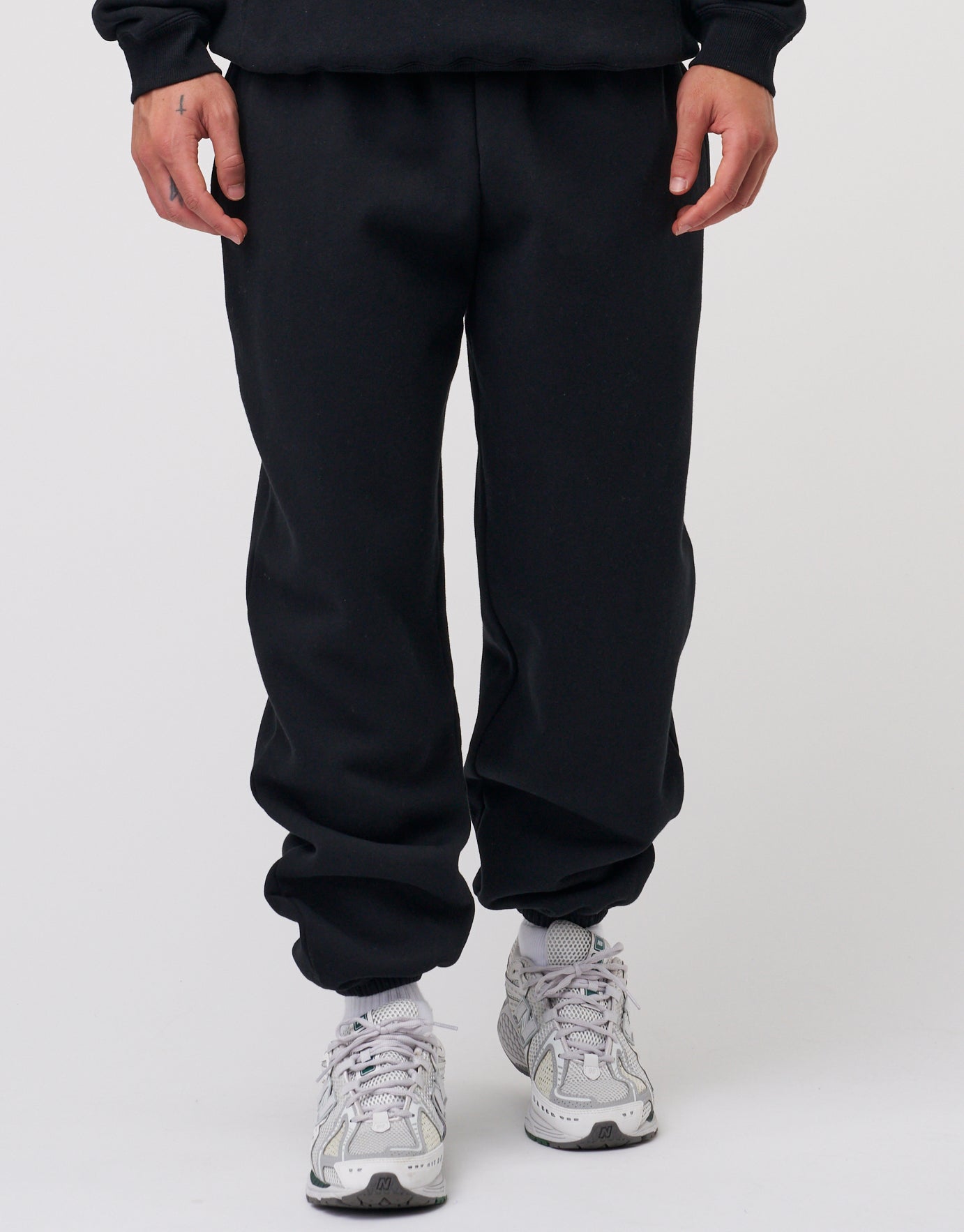Black French Terry Relaxed Fit Men's Track Pants – Flynoff
