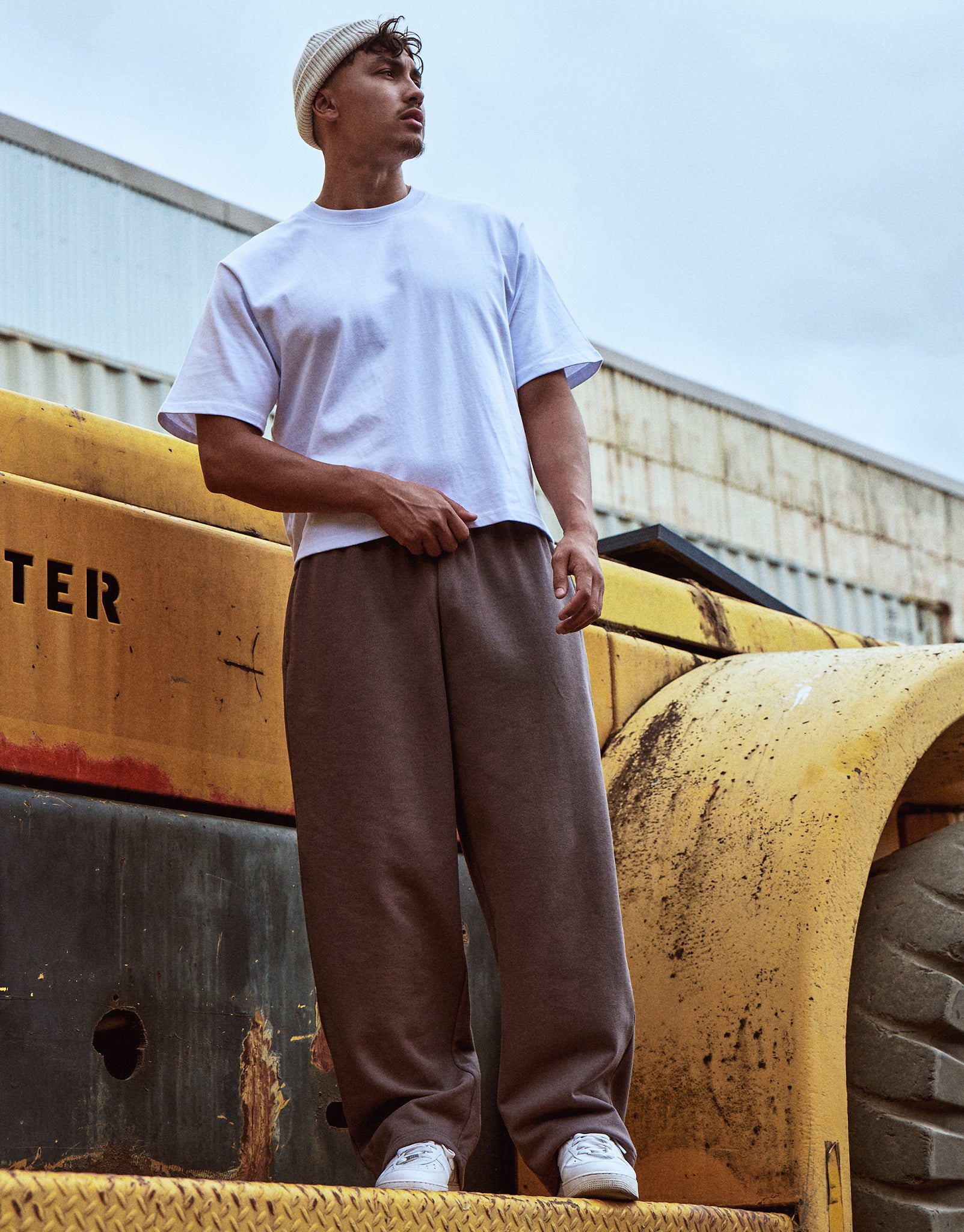 Essential Wide Track Pants in Espresso Brown | Hallensteins NZ