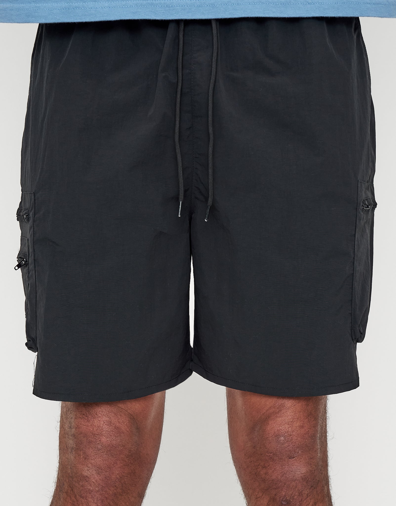 Plain Regular Fit Cargo Shorts in Black | Hallensteins NZ