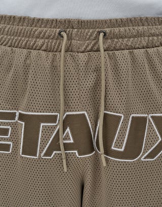 Etaux Basketball Shorts in Dark Ecru Detail
