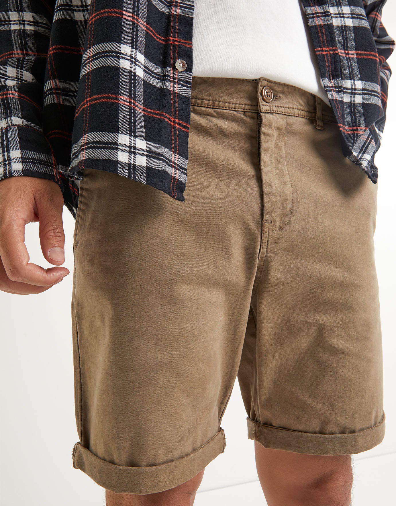 Plain Slim Fit Chino Shorts in Brown 