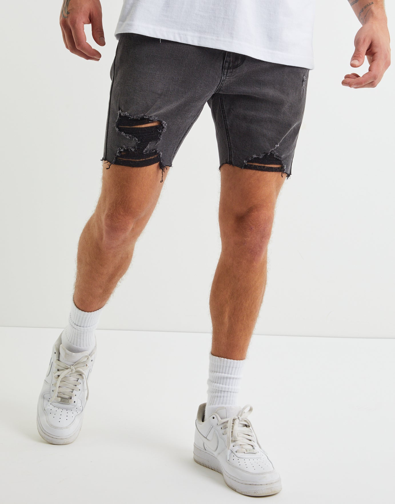 Details more than 75 mens black ripped denim shorts latest