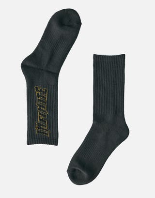 slim fit dress slacks GOLD TOE CANTERBURY BIG & TALL CREW DRESS SOCKS 3-PACK Dark Brown – 200  Brands main image 1