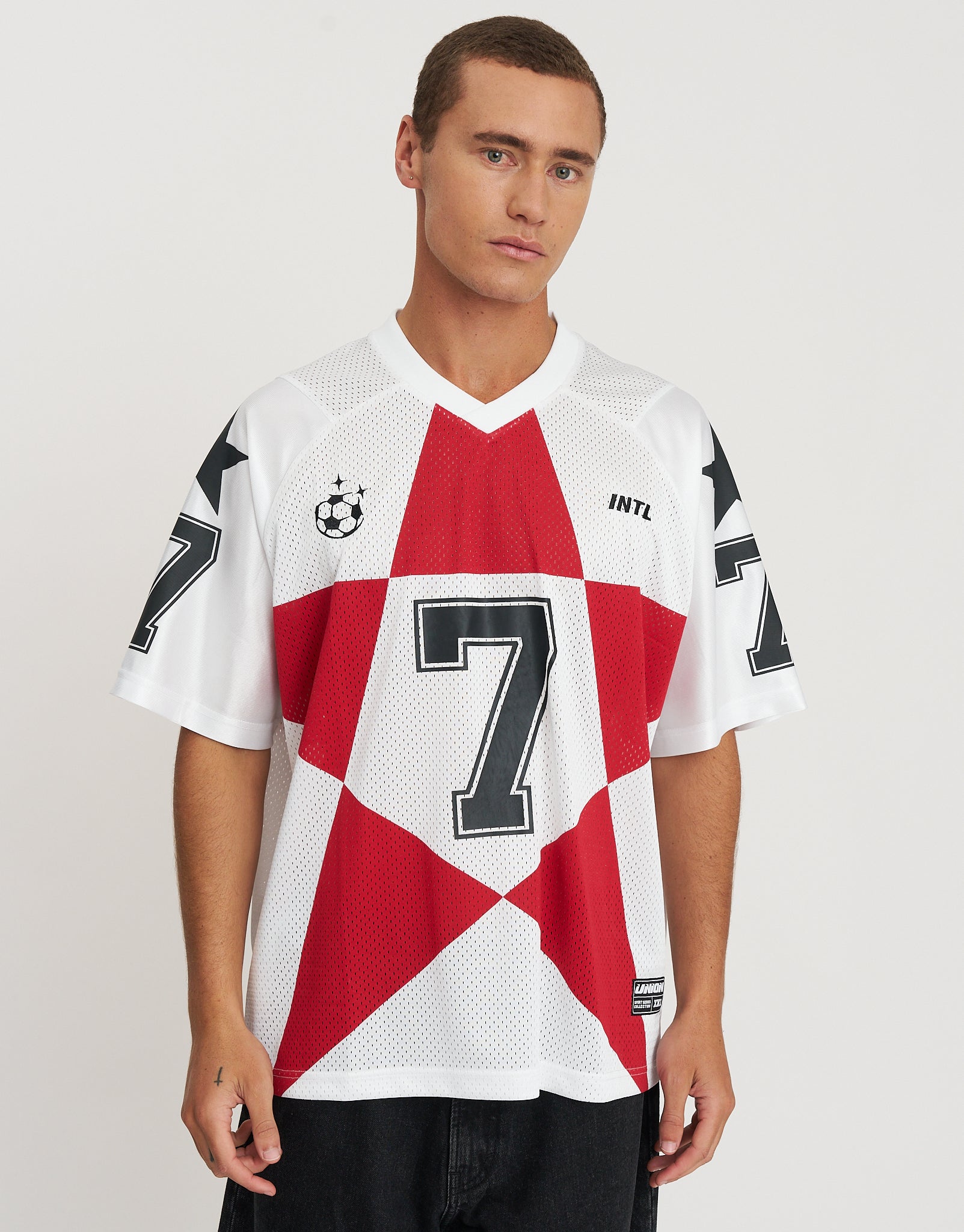 International 7 Football Jersey in Blanc | Hallensteins NZ