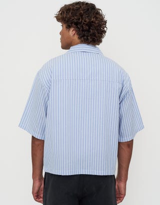 Lake Como Cropped Short Sleeve Shirt in Lt Blue Back