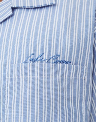 Lake Como Cropped Short Sleeve Shirt in Lt Blue Detail