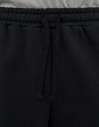 Leisure Baggy Fit Track Short in Black Detail2