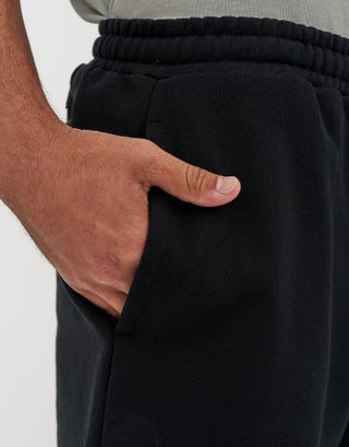 Leisure Baggy Fit Track Short in Black Detail3