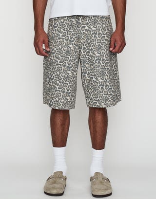 Leopard Print Baggy Jorts in Animal Detail3