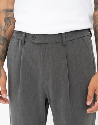 Relaxed Fit Elastic Waist Pants in Charcoal Detail2