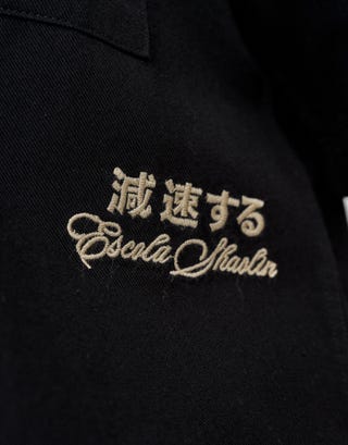 Dragon Embroidred Relaxed Short Sleeve Shirt in Black Detail