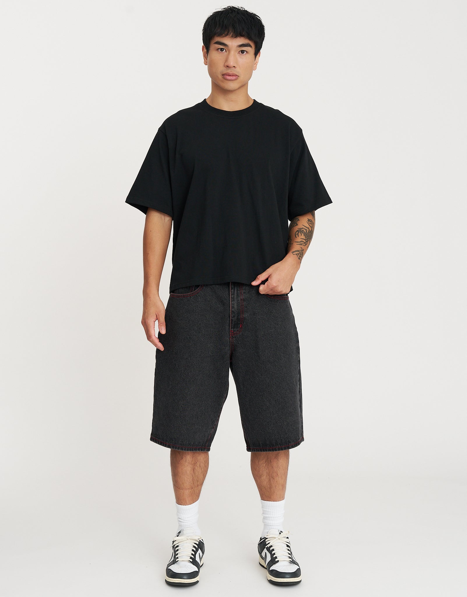 New Veil Baggy Fit Jorts in Washed Black | Hallensteins NZ