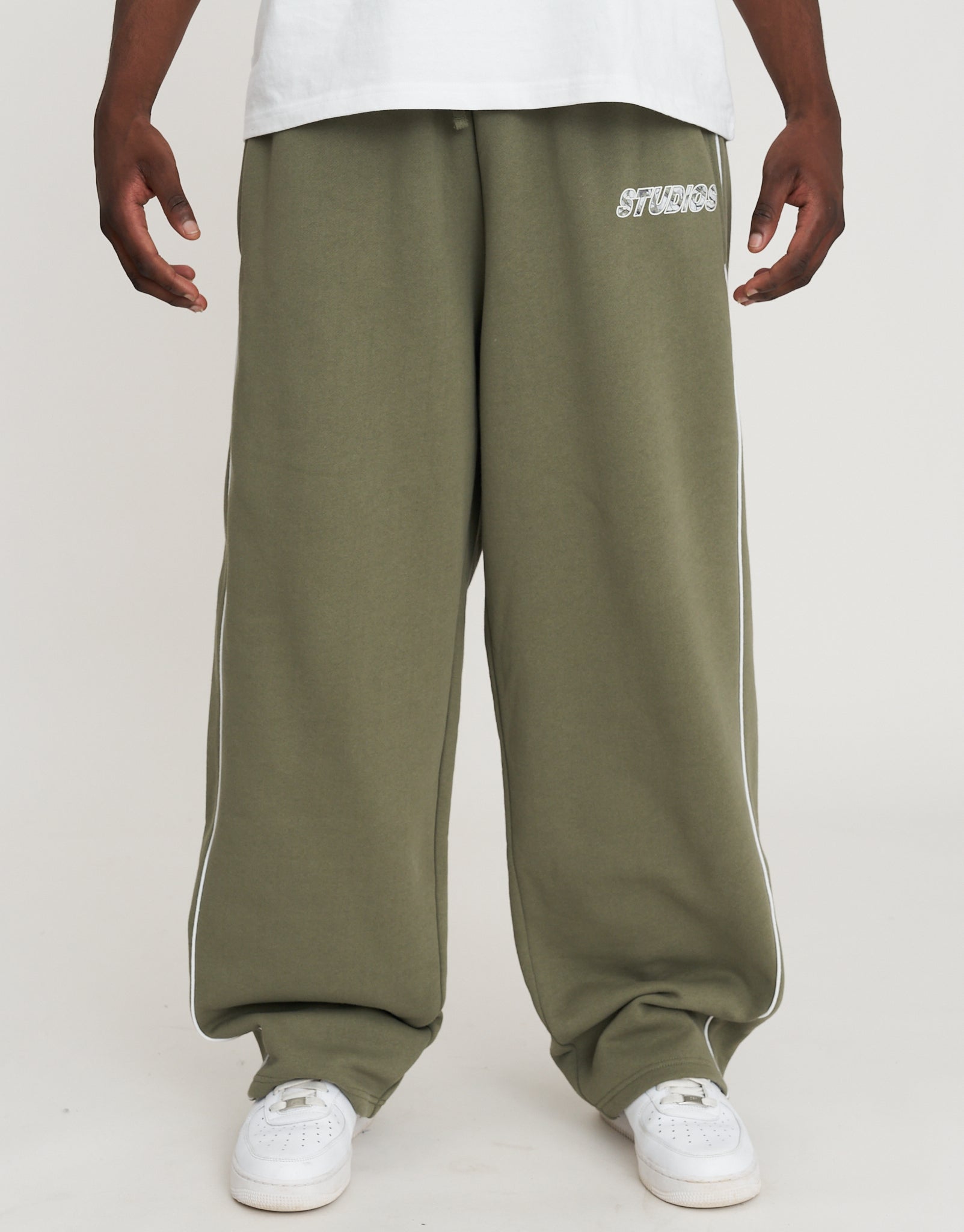 Studios Wide Track Pants in Cyprus Green | Hallensteins AU
