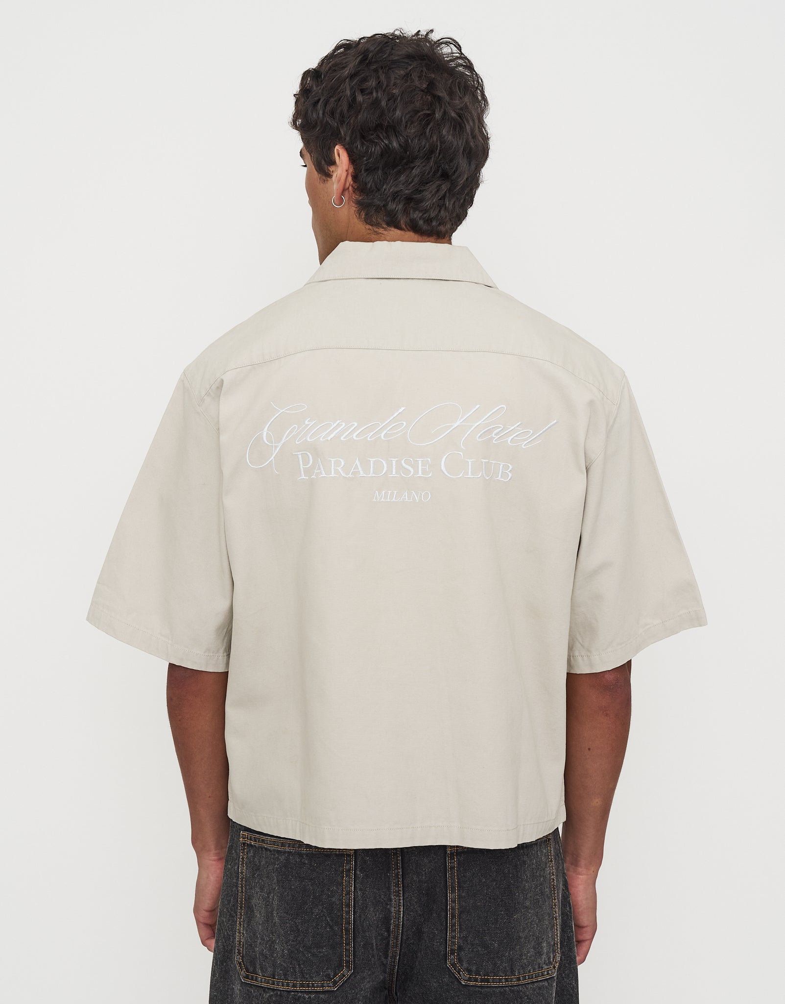 Paradise Club Cropped Short Sleeve Shirt in Desert Stone