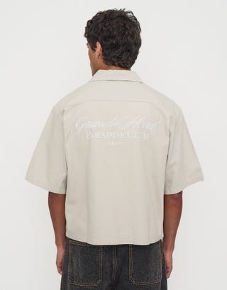 Paradise Club Cropped Short Sleeve Shirt in Desert Stone Front