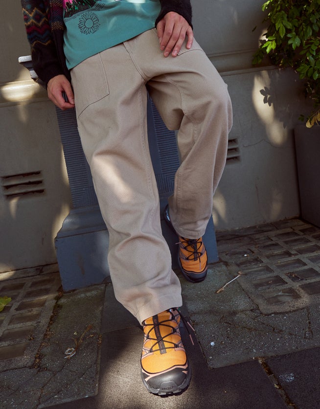 Baggy Fit Carpenter Pants in Tan Hallensteins AU