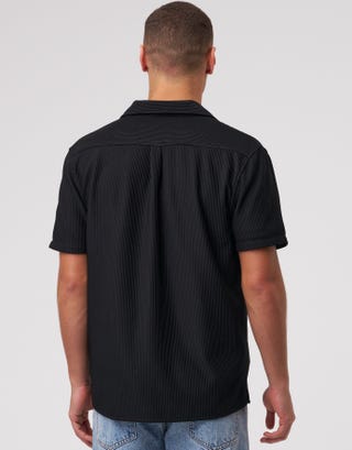 Plisse Pleated Relaxed Short Sleeve Shirt in Black Back