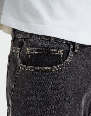 Relaxed Denim Carpenter Shorts in Washed Black Detail3