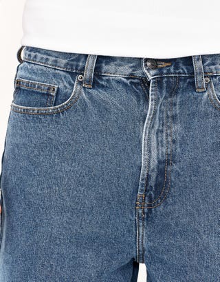 Relaxed Fit Denim Shorts in Lt Blue Detail3
