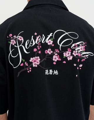 Resort Club Short Sleeve Shirt in Black Detail2