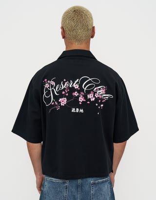 Resort Club Short Sleeve Shirt in Black Front