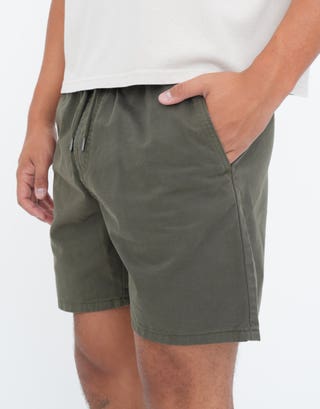Twill Elastic Waist Shorts in Forest Green Detail2
