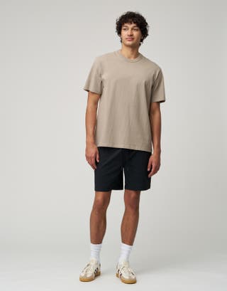 Crinkle Texture Elastic Waist Shorts in Black Full