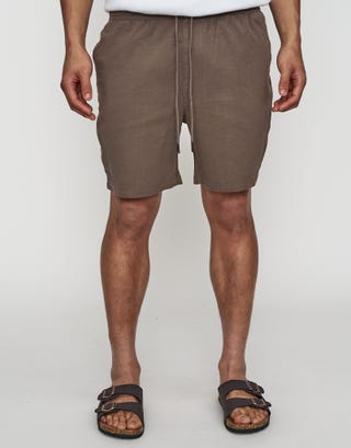 Crinkle Texture Elastic Waist Shorts in Brown Front